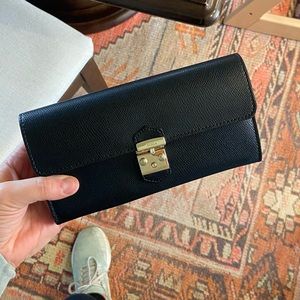 Furla Wallet - Black!